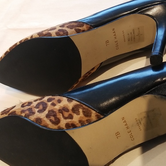 Cole Haan leaped skin with the black at the back high heels - Picture 4 of 4